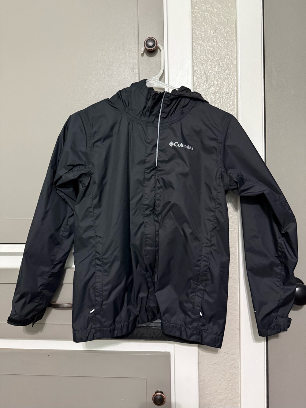 Columbia Black Mesh-Lined Hooded Jacket size Med 10-12